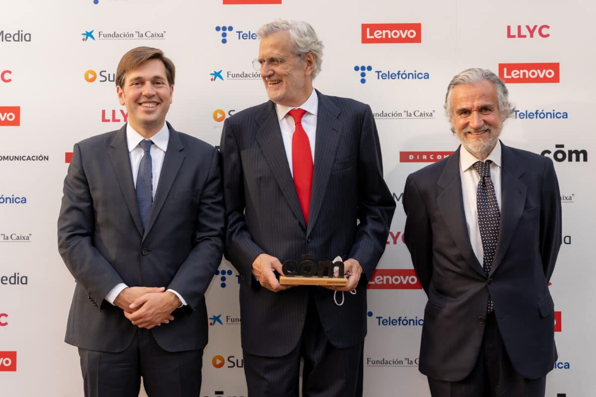 Julen Ariza (DIRCOMFIDENCIAL), Juan Hermoso y Fernando Rodés (ISP)