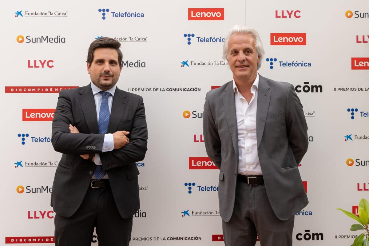 Pablo Arjona (DIRCOMFIDENCIAL) y Fede Segarra (Damm)