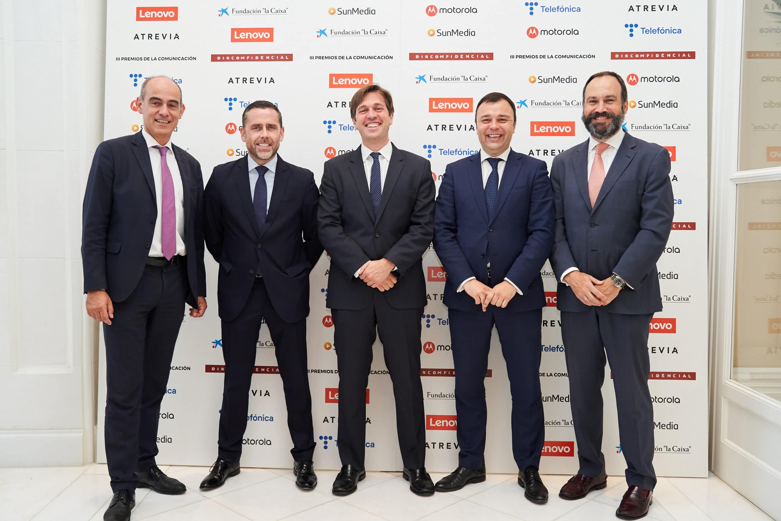 Jordi Sacristán y Jaime Suárez (Roman), Julen Ariza (DIRCOMFIDENCIAL), Jesús Arroyo y Juan García (Fundación "La Caixa")