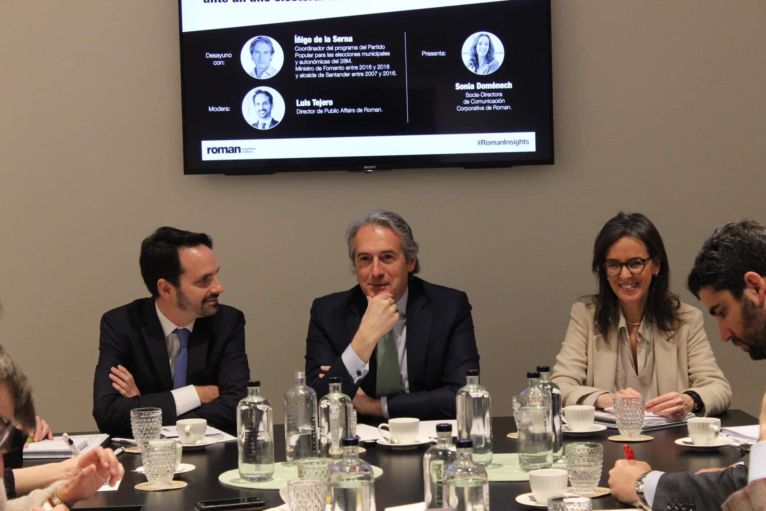 De izquierda a derecha: Luis Tejero, Íñigo de la Serna y Carmen Fúnez.