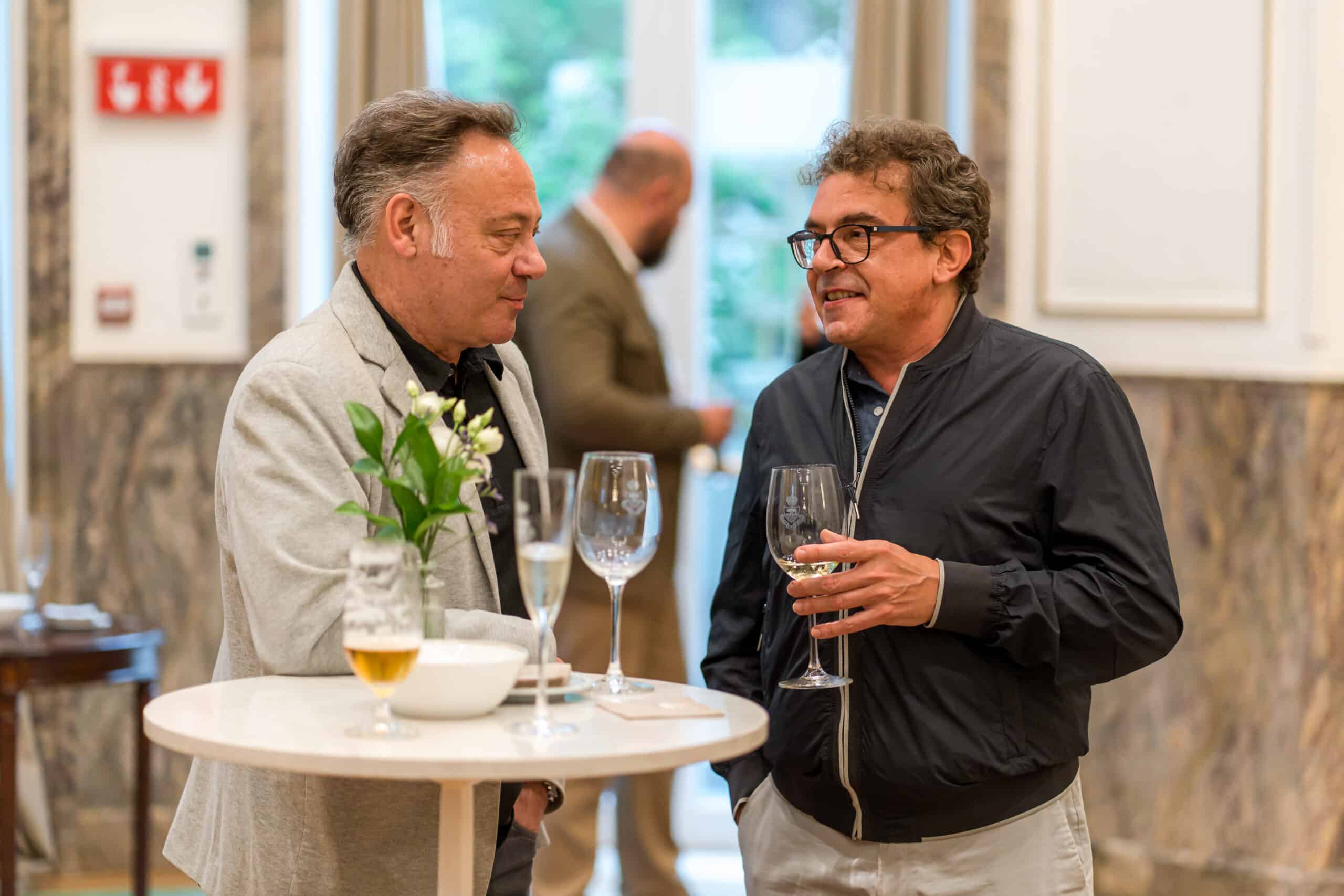 José Requena y Manuel Perpiñán (Newno).