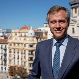 Antonio González Terol ficha por Solaria