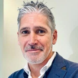 Carlos Álvarez