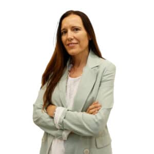 María Zubiri, Directora de Auditoría Interna.