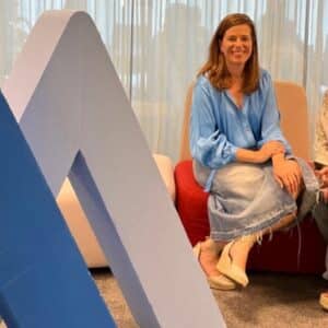 Vanesa Nieto y Elena Neila - Arena