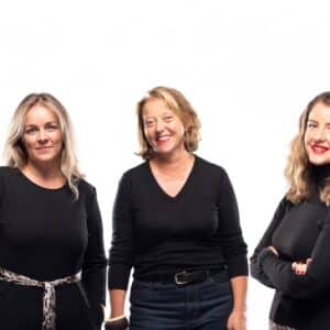 Nieves González, Guillemette Sanz y Begoña Galarza - Nota Bene