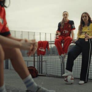 Mahou Cinco Estrellas lanza “Arenga”, un homenaje a los aficionados que engrandecen el fútbol español