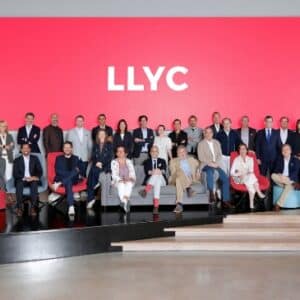 LLYC