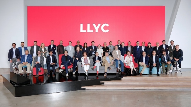 LLYC