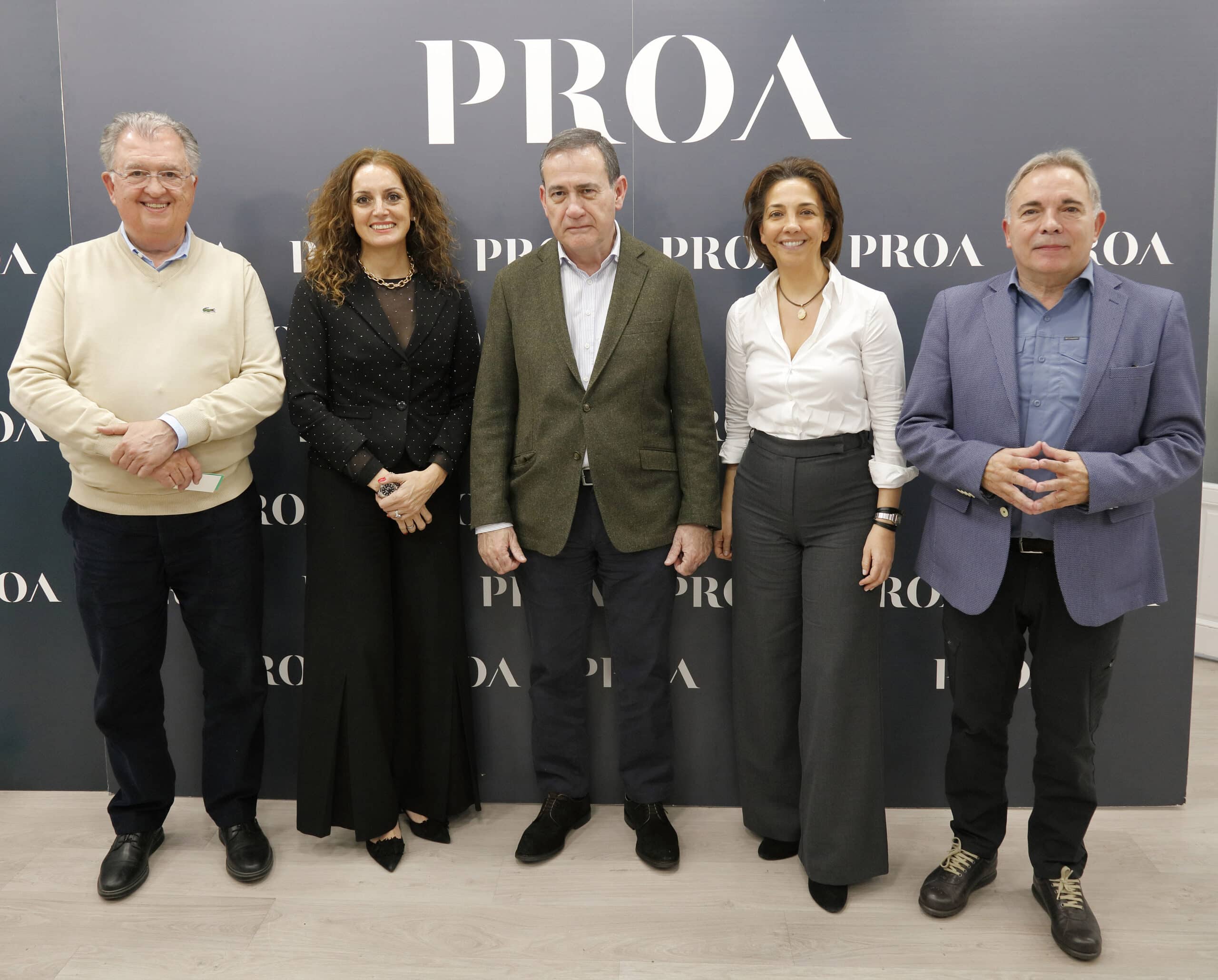 Proa - Juan Rovira, Valvanuz Serna Ruiz, José Antonio González, Lucía Casanueva y Juan Carlos Campillo.