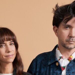 Natalia Flores y Borja Prieto - Esta Pasando