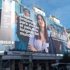 Mediaplus Equmedia lleva la campaña "Bienvejecer" de Asisa al corazón de Madrid
