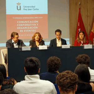De izda. a dcha.: Mariano Rodríguez, Kirsty Brown, Santiago Doménech, Irati Aguirre y Carlos de Luis