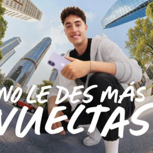 “No le des más vueltas”: la nueva campaña del Santander con el youtuber Plex como protagonista