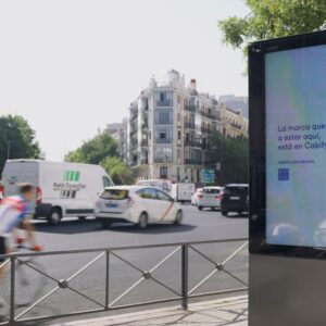 La campaña que vacía espacios publicitarios es de Cabify Ads