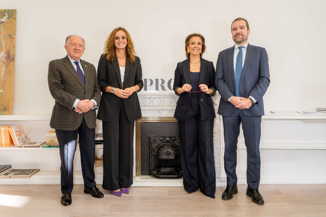 Félix Sanz Roldán, Valvanuz Serna Ruiz, Lucía Casanueva y Javier Escribano. - PROA