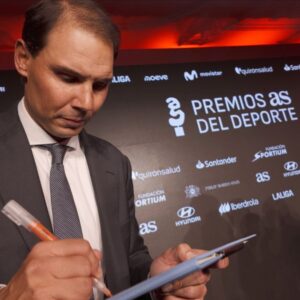 AS celebra el legado de Rafa Nadal con un homenaje escrito con tierra batida