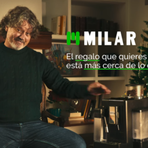 WAY firma la campaña de Navidad de Milar Comelsa, un homenaje al tendero y al valor de regalar con intención