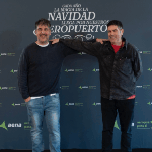 Estopa y Aena lanzan una campaña con un villancico exclusivo para celebrar la llegada de la Navidad a los aeropuertos