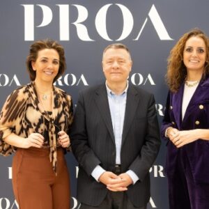 Lucía Casanueva, Jordi Sevilla y Valvanuz Serna Ruiz - Proa