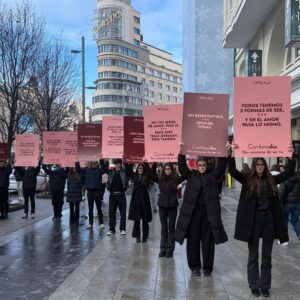 Opticalia sale a la calle a reivindicar que en el amor también tenemos dos formas de ser