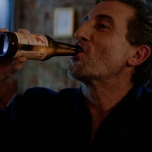 Cervezas 1906 amplía su campaña “La primera 1906 nunca se olvida” con nuevos relatos sobre las primeras veces