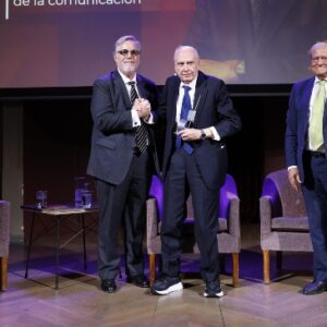 Reconocimiento Antonio Lopez