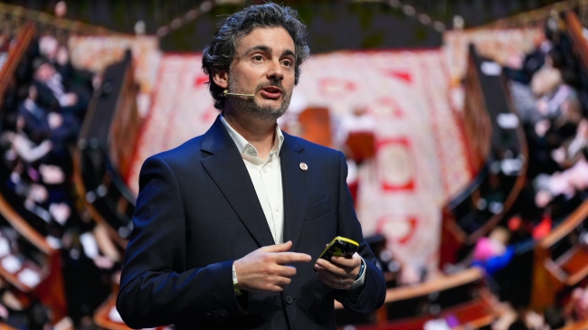 Carlos Fenollosa 
